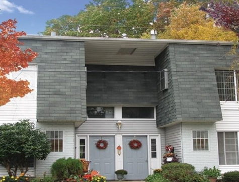 Pine Gate Apartments in Old Bridge, NJ - Building Photo