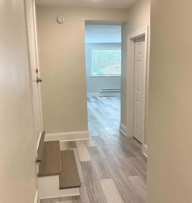 2858 W Shakespeare Ave-Unit -G in Chicago, IL - Building Photo - Building Photo