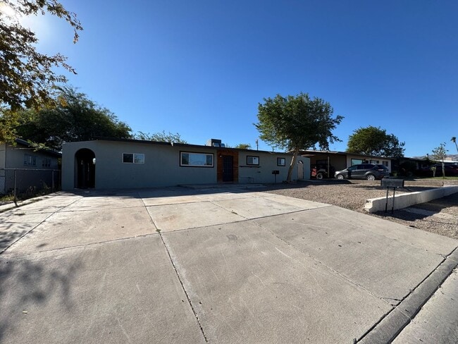 property at 1910 Rio Vista