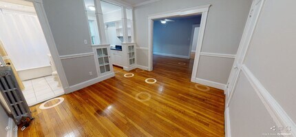 8 Gray St, Unit 1-3 in Cambridge, MA - Foto de edificio - Building Photo