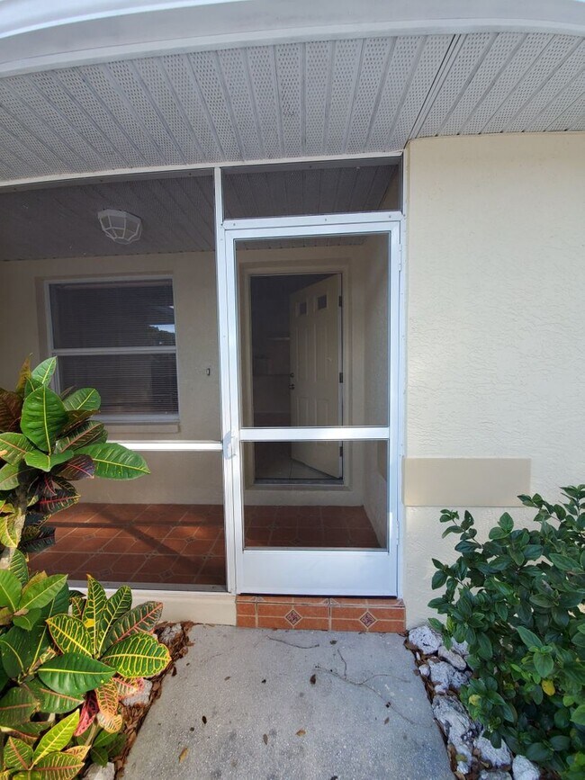 5241 Rolla Rd in Venice, FL - Building Photo - Building Photo