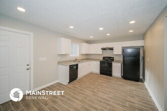 205 Wellington Dr in Mcdonough, GA - Foto de edificio - Building Photo