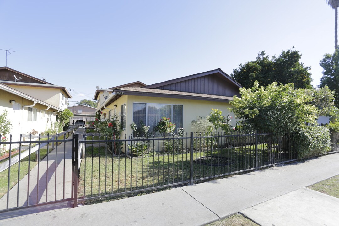 1805 Cedar St in Santa Ana, CA - Building Photo