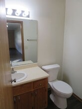 1605-1607 Briarwood Ln in Hartford, WI - Building Photo - Building Photo