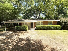 118 Nottingham Ct in Montgomery, AL - Building Photo
