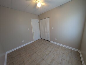 817 N 23rd Ave, Unit Apt 5 in Melrose Park, IL - Building Photo - Building Photo
