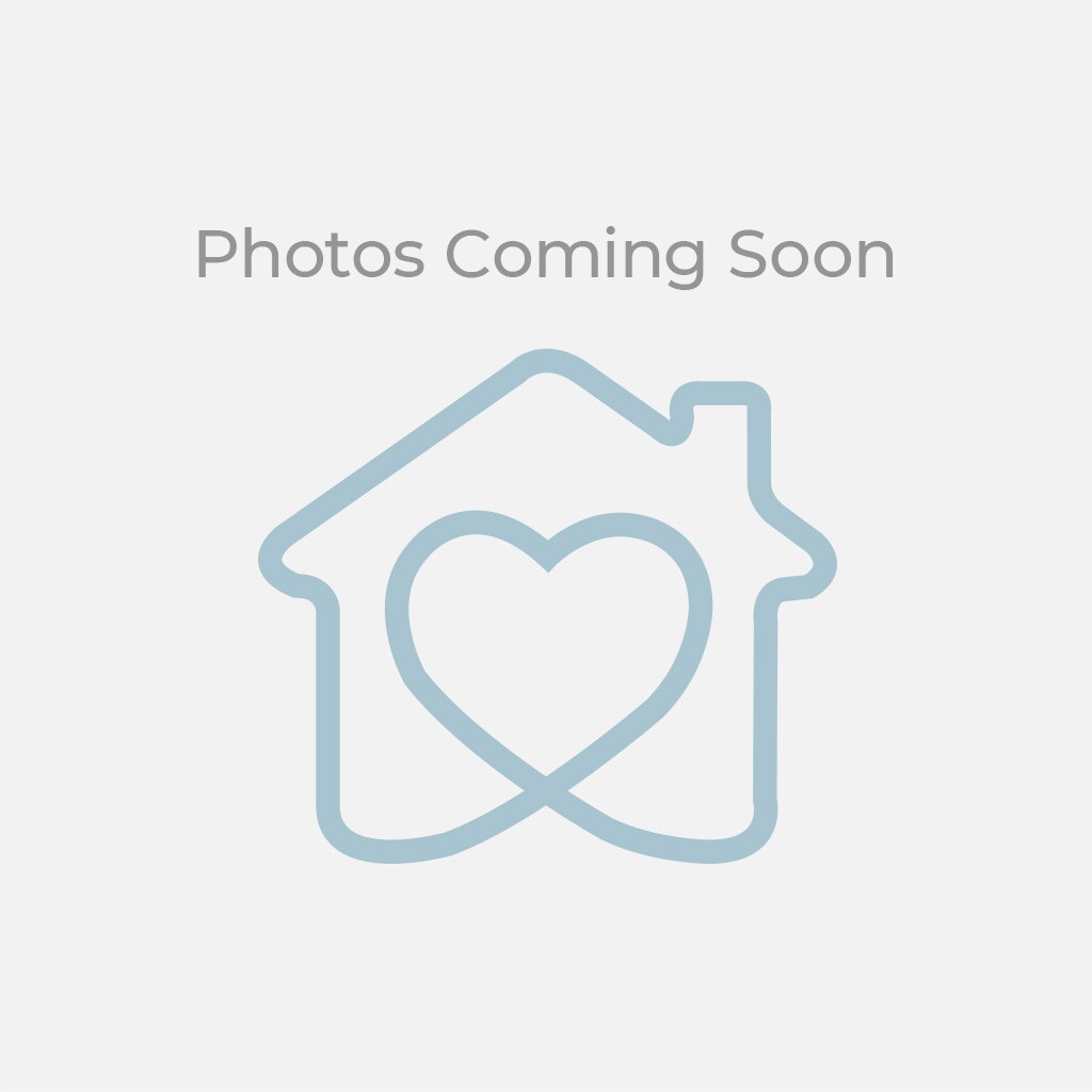 Cass Lake Shore Club Apartments in Waterford, MI