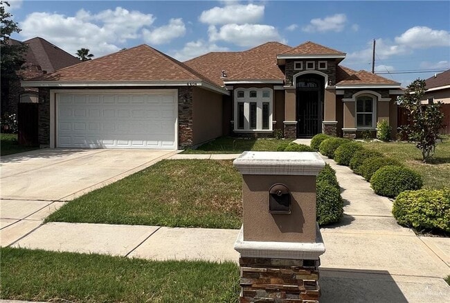 property at 4404 Kiwi Ave