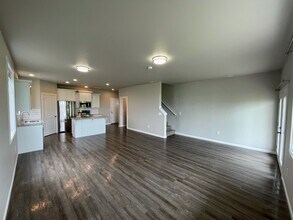 9010 W Winona Rd in Cheney, WA - Building Photo - Building Photo