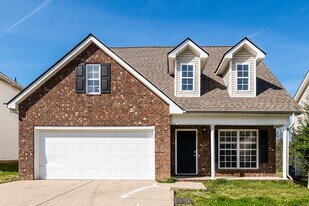 1025 Lakewalk Dr in Nashville, TN - Building Photo