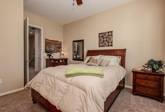 124 N California St-Unit -Smaller in Chandler, AZ - Building Photo - Building Photo
