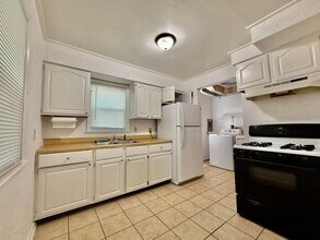 621-623 E 63rd Terrace in Kansas City, MO - Building Photo - Building Photo