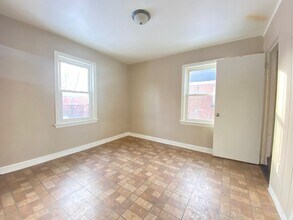 625 Martin Luther King Dr in Gary, IN - Building Photo - Building Photo