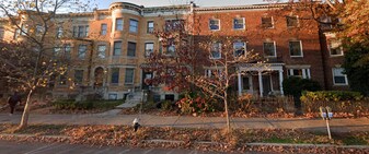 1728 Beacon St, Unit B in Brookline, MA - Building Photo