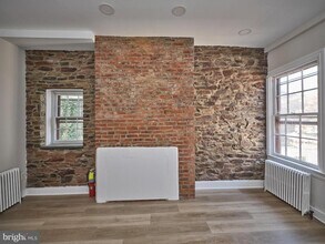 20 W Bridge St in New Hope, PA - Building Photo - Building Photo