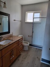 405 Portofino Dr, Unit 2 in San Carlos, CA - Building Photo - Building Photo