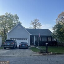 2804 Sterling Dr NW in Lawrenceville, GA - Building Photo