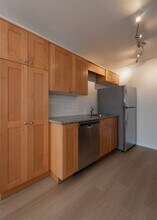 Fireside Apartments in Redmond, WA - Building Photo - Interior Photo