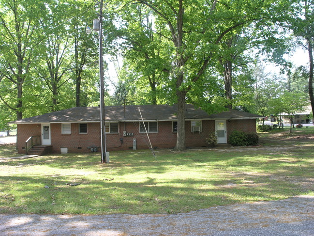 203 Waddell Rd in Taylors, SC - Building Photo - Building Photo