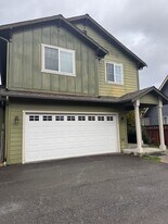 3303 182nd St NE in Arlington, WA - Building Photo