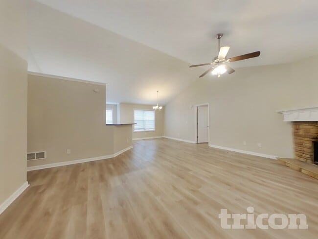 581 Meadow Spring Dr in Temple, GA - Building Photo - Building Photo