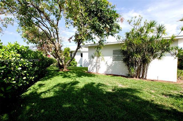 8874 Carlyle Ave in Surfside, FL - Building Photo - Building Photo