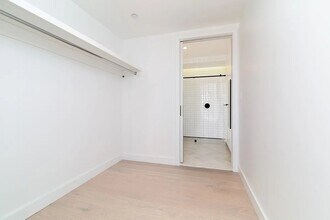 2-22 51st Avenue in Queens, NY - Building Photo - Building Photo