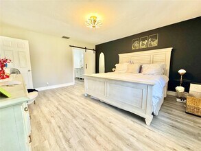 3424 Spring Bluff Pl in Lauderhill, FL - Foto de edificio - Building Photo