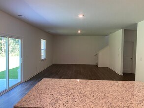 1669 Hay Patch Ln in Loganville, GA - Foto de edificio - Building Photo