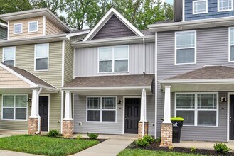 254 Woodland Vly Ln in Clarksville, TN - Building Photo - Building Photo