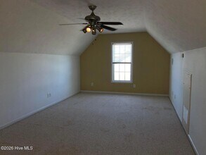 763 Americana Dr in Raeford, NC - Foto de edificio - Building Photo