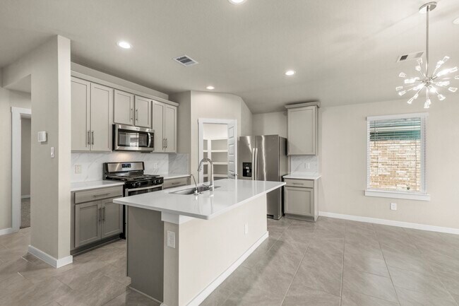 property at 3915 Sparkman Ln