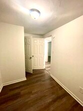 1317 18th St in Chesapeake, VA - Foto de edificio - Building Photo