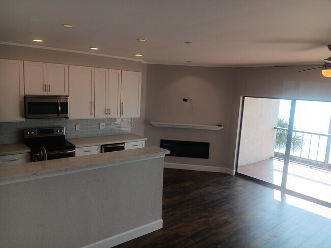 property at 401 Lakeside Ln