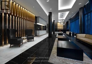 101 Erskine Ave in Toronto, ON - Building Photo - Building Photo