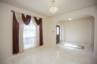 20718 Sapphire Lake Rd in Richmond, TX - Foto de edificio - Building Photo