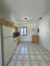 350 Madeira Ave in Coral Gables, FL - Building Photo - Building Photo