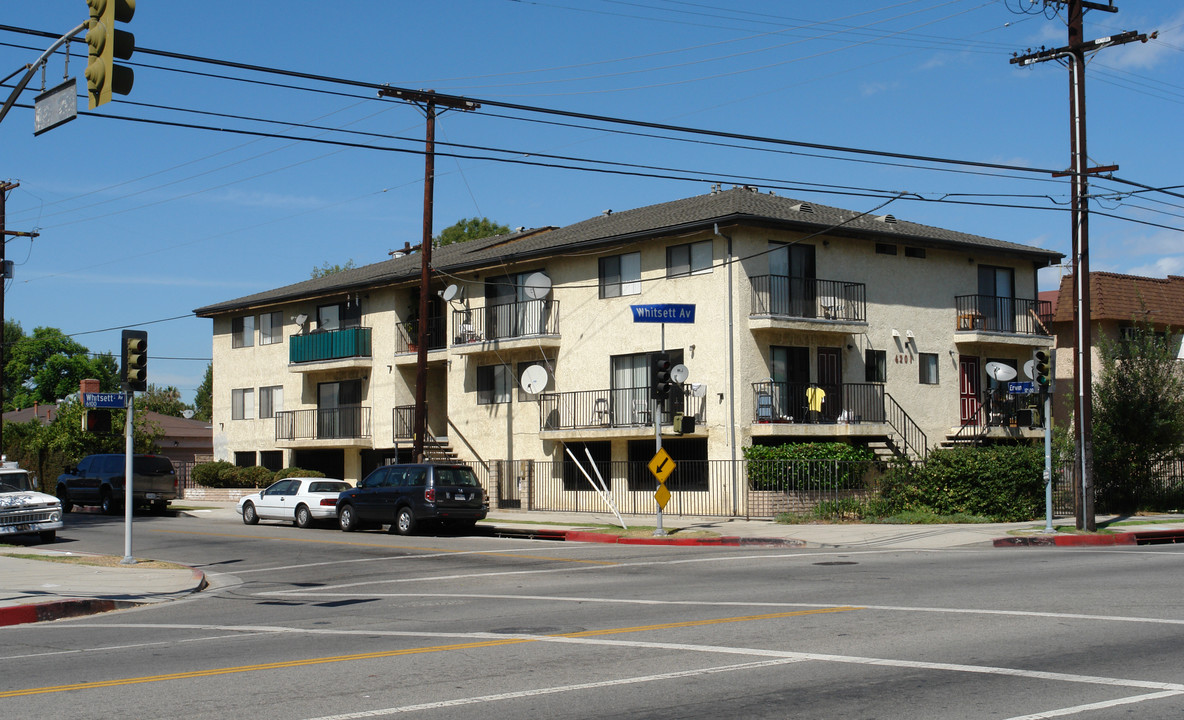 6201 Whitsett Ave in North Hollywood, CA - Building Photo