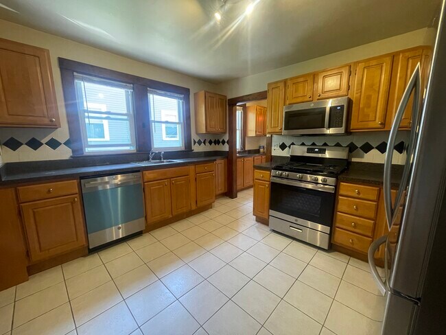 180 Calumet St in Boston, MA - Building Photo - Building Photo