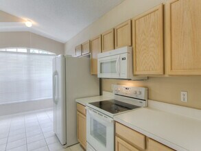 538 Rouzer St in Apopka, FL - Building Photo - Building Photo