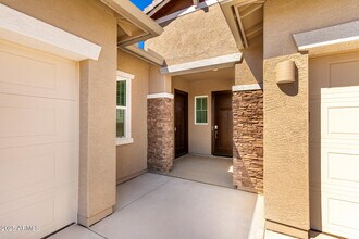 2968 E Lucky Horseshoe Ln in San Tan Valley, AZ - Building Photo - Building Photo