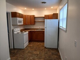 20 Water St, Unit Apt #2 in Johnstown, NY - Building Photo