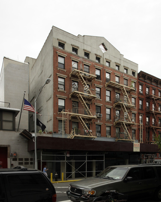 228 E Second St in New York, NY - Building Photo - Building Photo