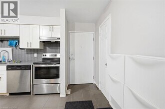 508 Quiet Pl in Waterloo, ON - Building Photo - Building Photo