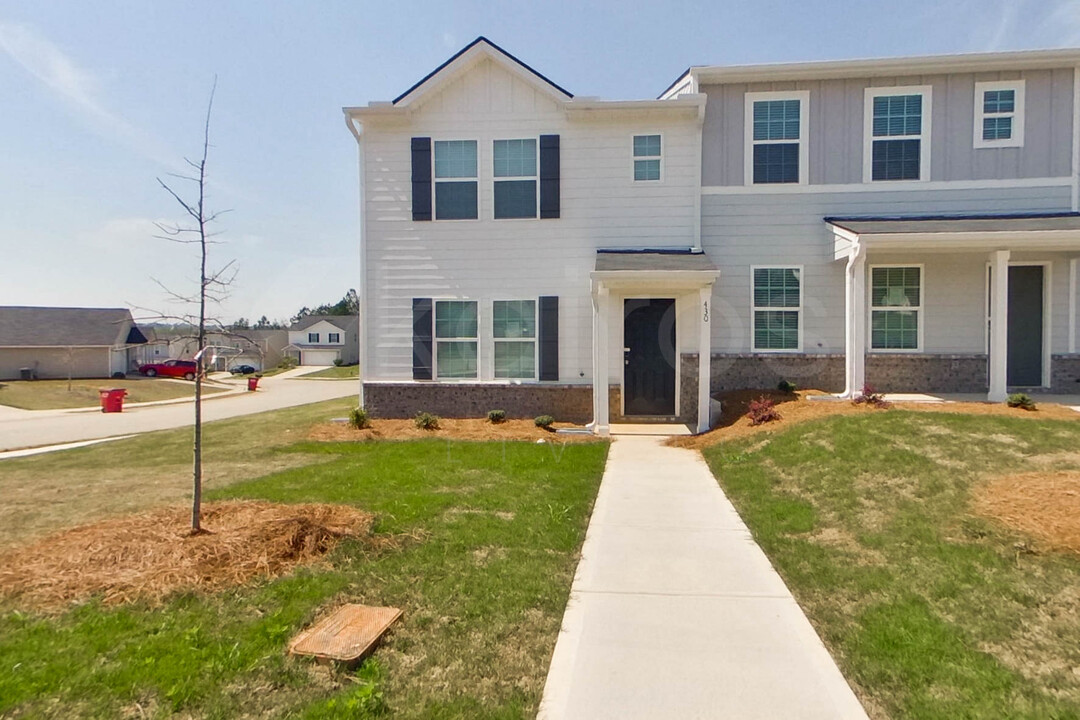 430 Hawthorn Trail in Macon, GA - Building Photo