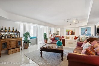 2860 S Ocean Blvd, Unit 4020 in Palm Beach, FL - Building Photo - Building Photo
