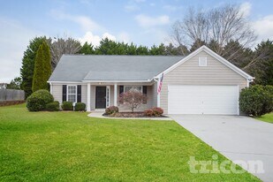 62 Edith Ln in Douglasville, GA - Building Photo