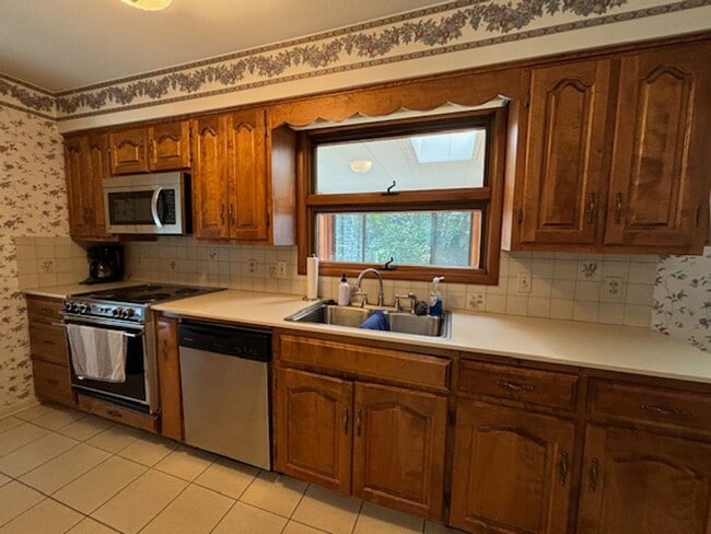 property at 7195 Noffke Dr
