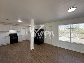 7331 Glen Trail in San Antonio, TX - Foto de edificio - Building Photo