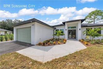 2719 2nd St NW in Naples, FL - Building Photo - Building Photo